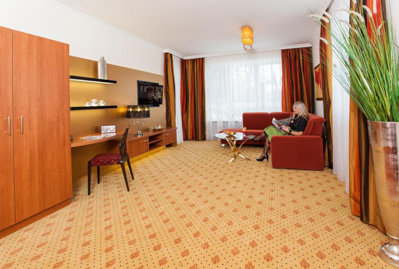Thermalhotel Gass Bad Füssing エクステリア 写真